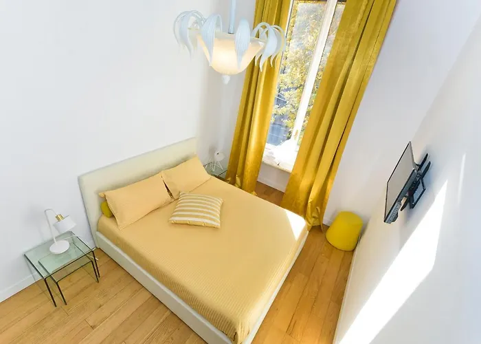 Boutique Elegantissima * Turín